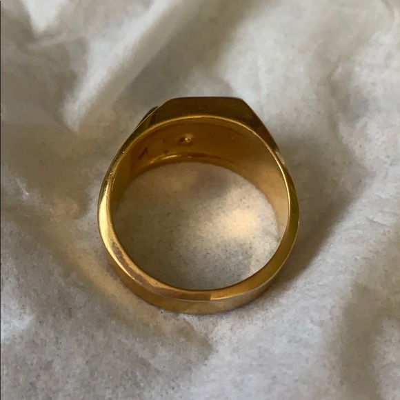 Men’s size 10 electroplated 18 k gold electroplated ring. - Picture 8 of 8